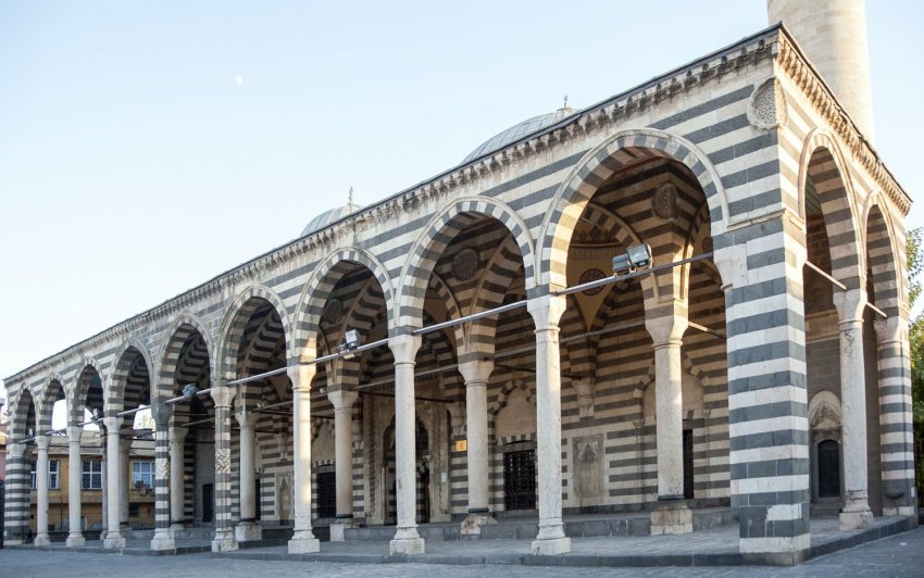 Behram Paşa Camii Behram Paşa Camii