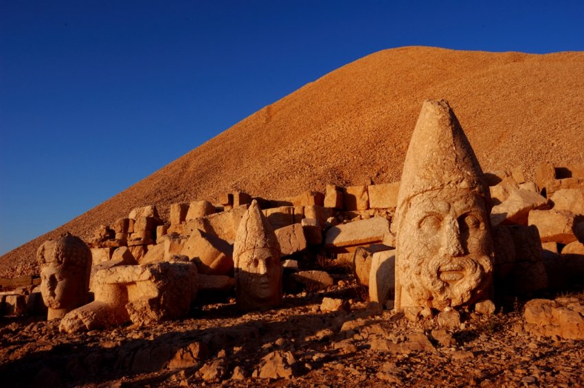 Adıyaman Nemrut Dağı