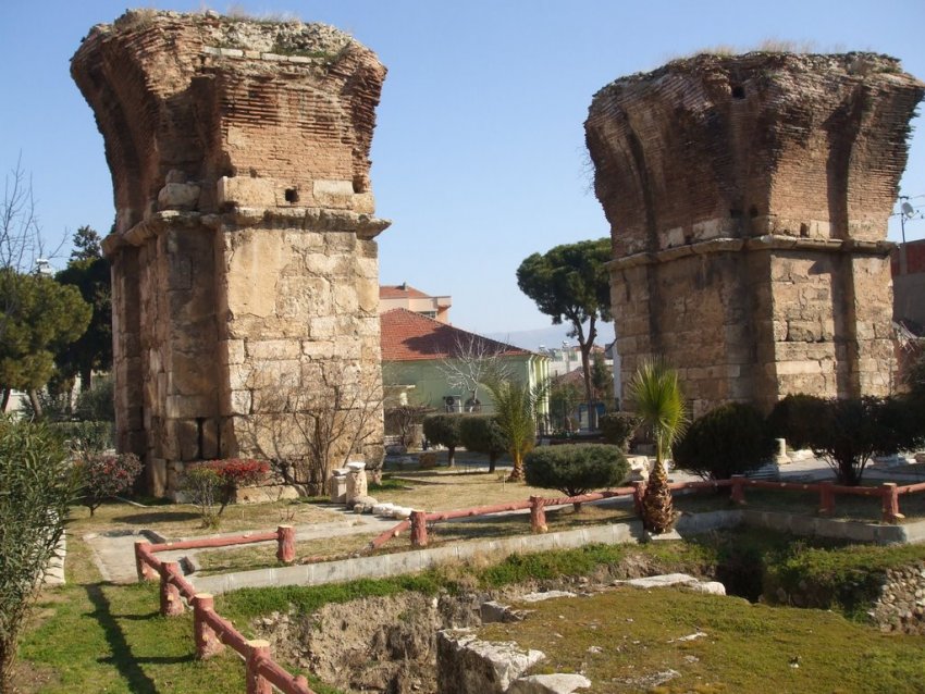 Alaşehir Philadelphia St. Jean Kilisesi Alaşehir Philadelphia St. Jean Kilisesi