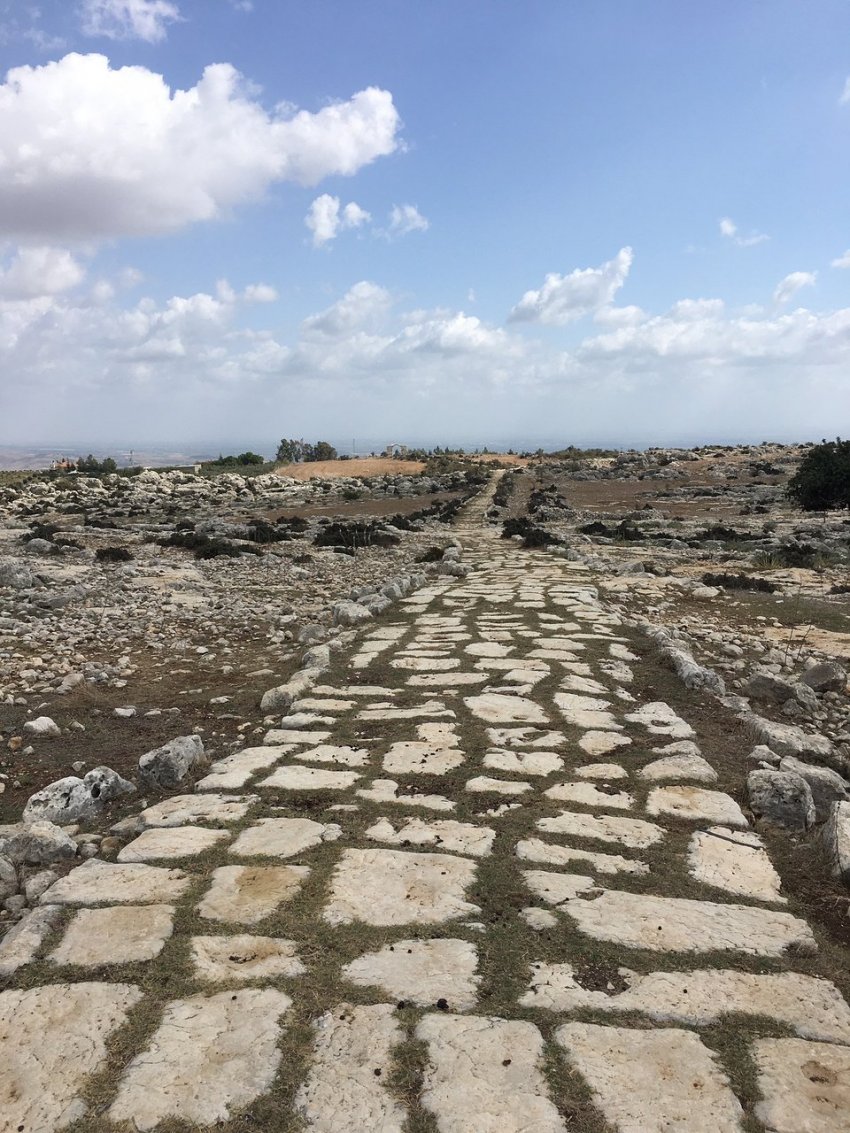 Roma Yolu ve Kilikya Zafer Takı Roma Yolu ve Kilikya Zafer Takı