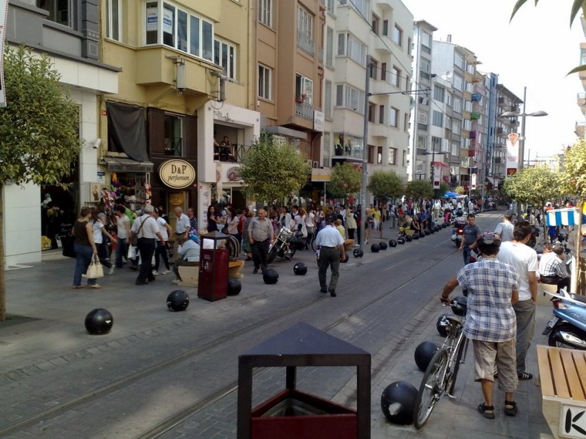 Bahariye Caddesi