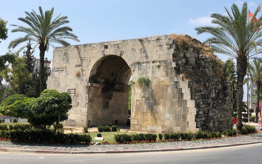 Kleopatra Kapısı Kleopatra Kapısı