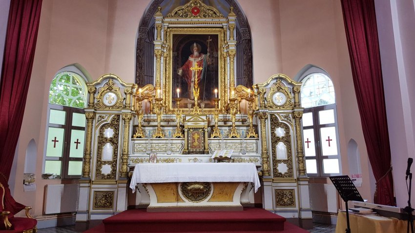 Surp Levon Ermeni Katolik Kilisesi