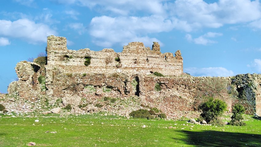Yoğurtçu Kalesi Yoğurtçu Kalesi