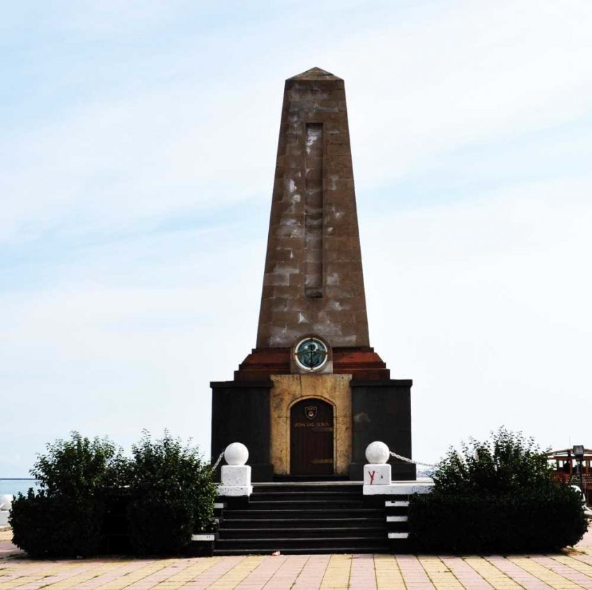 Refah Şehitleri Anıtı Refah Şehitleri Anıtı