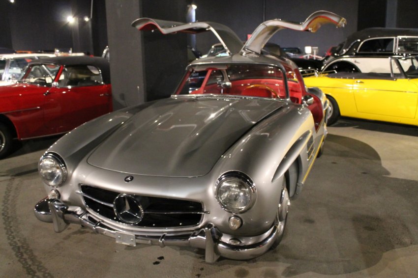 Sabri Artam Vakfı Otomobil Müzesi Sabri Artam Vakfı Otomobil Müzesi